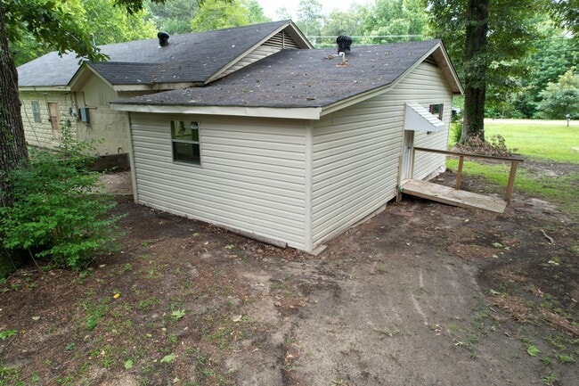 Building Photo - 194 Ouachita 54