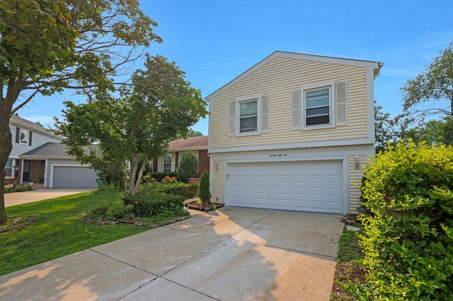 Building Photo - 1356 Larchmont Dr