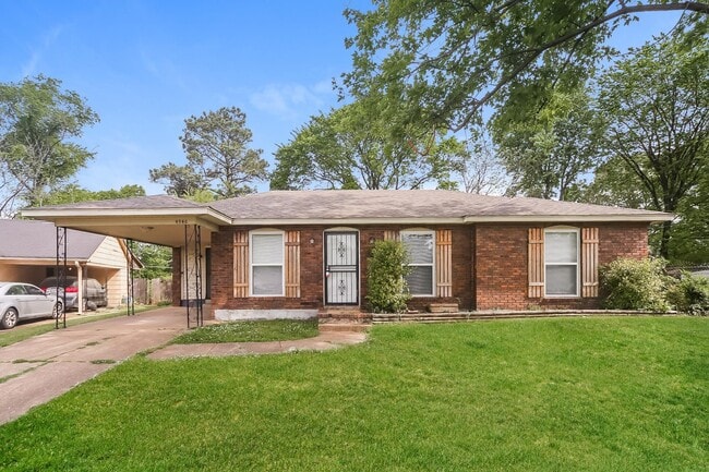 Building Photo - 4940 Clearbrook Cove