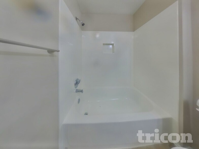 Building Photo - 8609 Undermire Ct