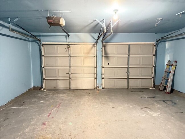 Building Photo - 17923 Loch Linnhe Loop