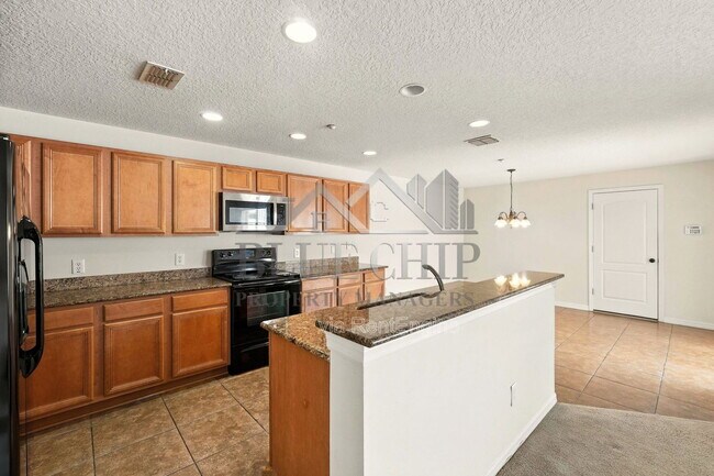 Building Photo - 13800 Golden Russet Dr
