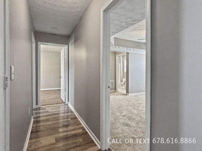 Building Photo - 80 Rivercrest Ln