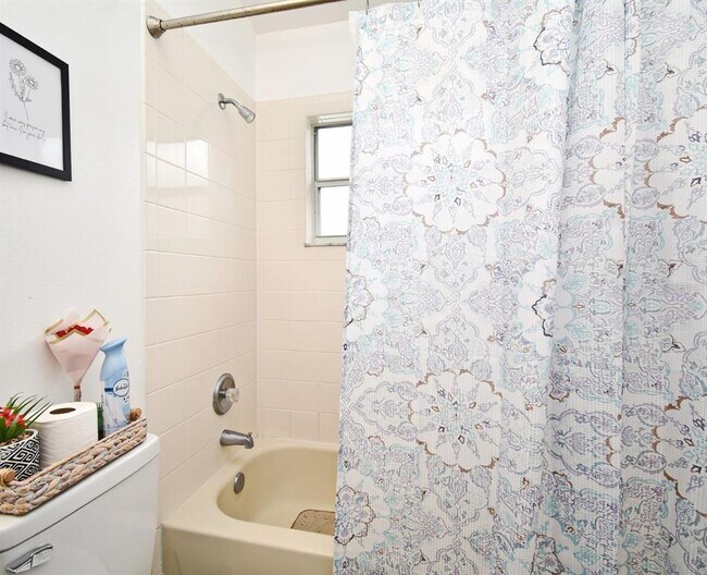 Building Photo - 2634 Gold Dust Cir