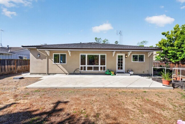 Building Photo - 18270 Baylor Ave