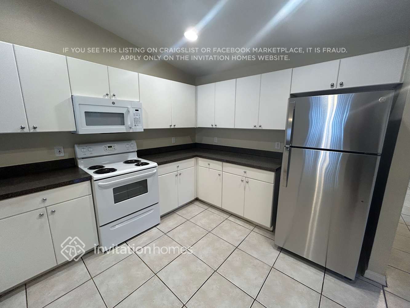 Building Photo - 4824 Leonard Blvd S