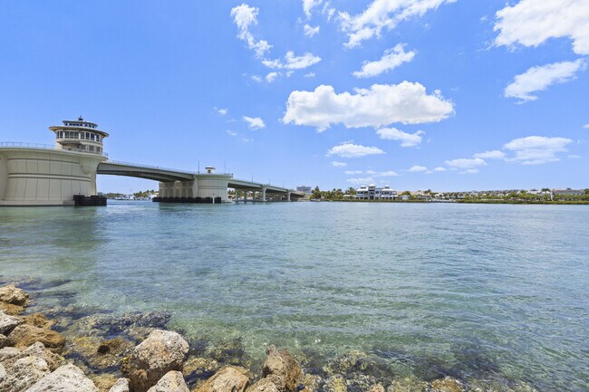 Building Photo - 1748 Jupiter Cove Dr