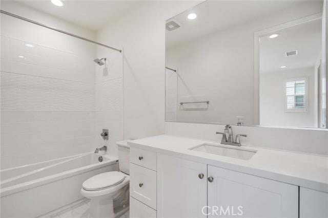 Building Photo - 214 Parkwood