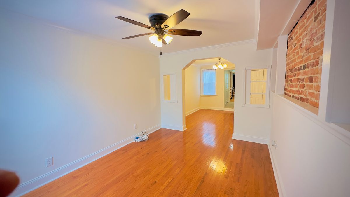 Building Photo - 2234 Fleet St