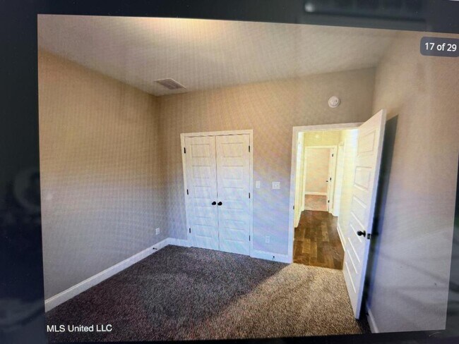 Building Photo - 1107 Sabrina Dr