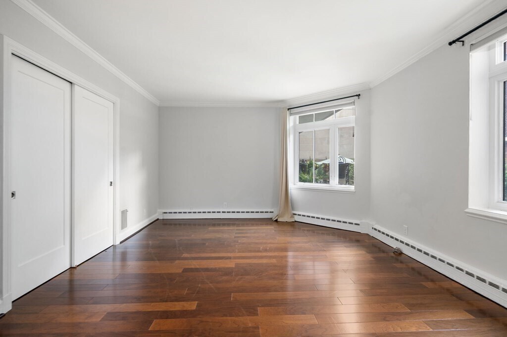 Building Photo - 269 Beacon St
