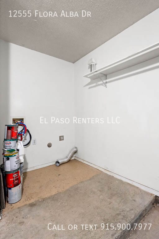 Building Photo - 12555 Flora Alba Dr