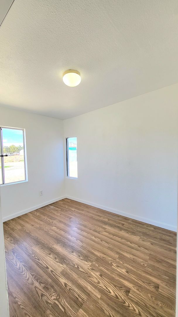 Building Photo - CAL VEGAS RANCHOS - W. Irons