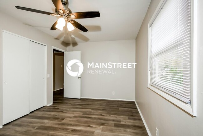 Building Photo - 1575 Loveland Dr
