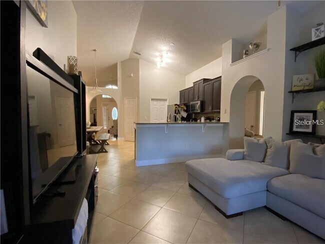 Building Photo - 2476 Shelby Cir