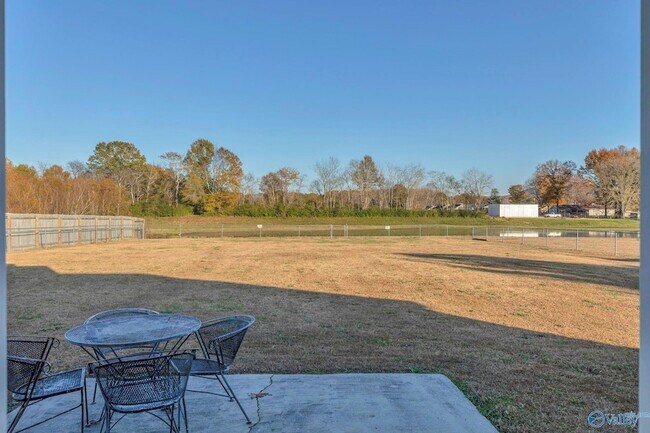 Building Photo - 113 Delta Pine Dr