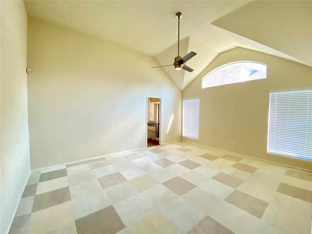 Building Photo - 1420 Hudspeth Dr
