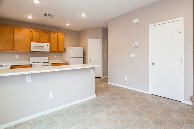 Building Photo - 11592 Renzo St