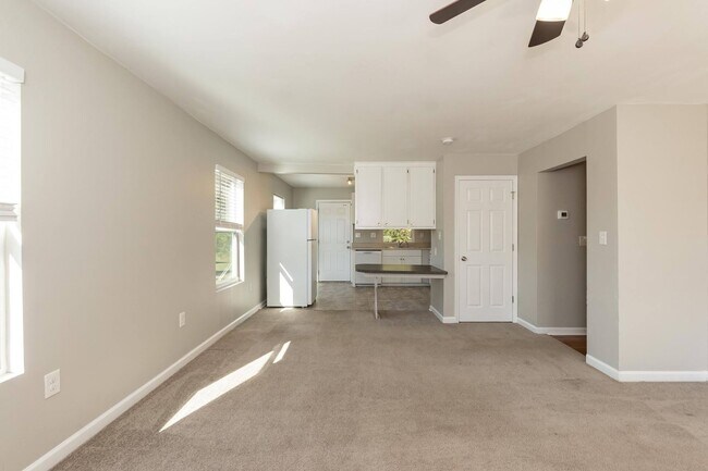 Building Photo - Mason Street