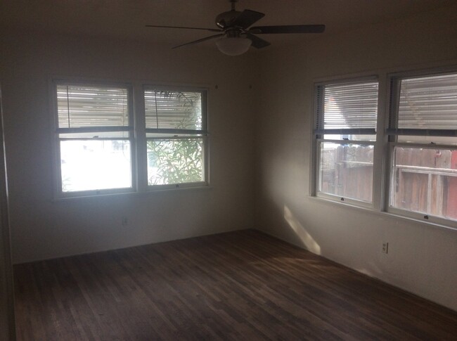 Building Photo - 426 Highland Dr