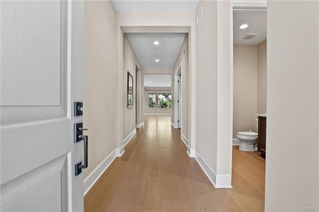 Building Photo - 77 Rockinghorse