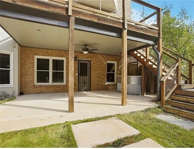 Building Photo - 845 Botanica Way