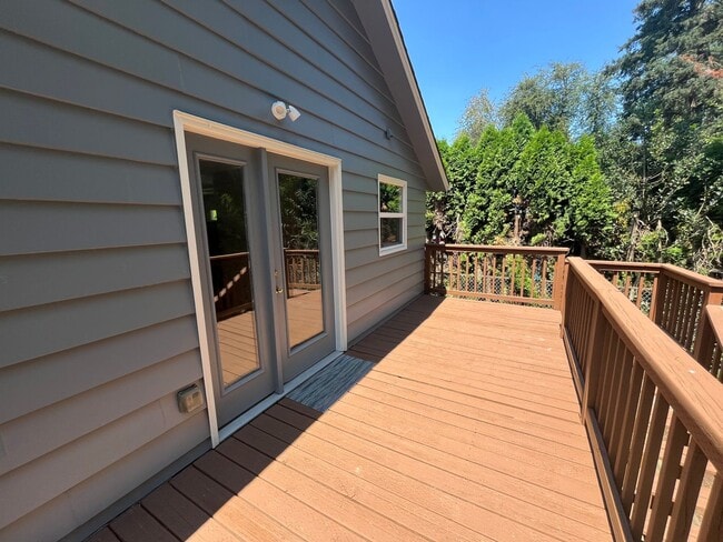Building Photo - 1Bd/1Ba Home in the West Slope Neighborhoo...