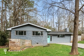Building Photo - 435 Brenda Ln