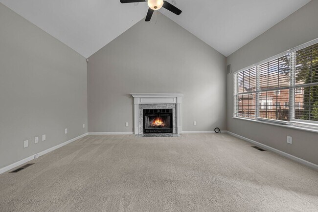 Building Photo - Spotless home in sought after Fieldstone Farms!