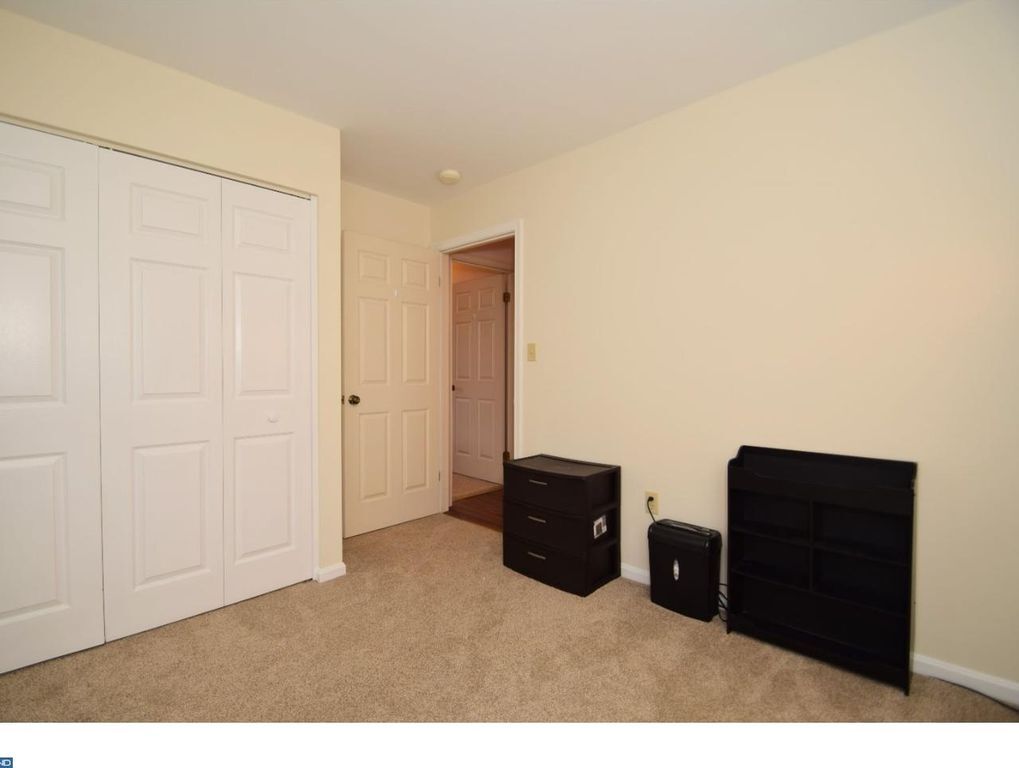 Building Photo - 620 Manatawny St