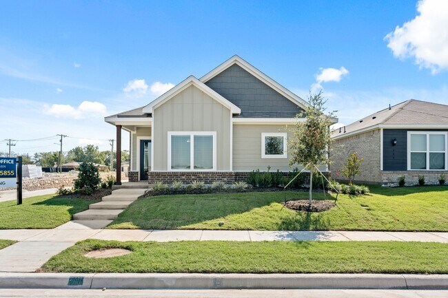 Primary Photo - 1012 Camelia Grv Ct