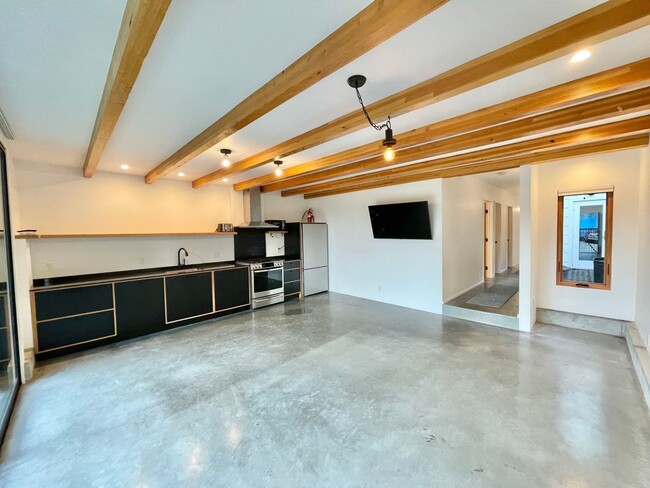 Building Photo - 2BR/1BA Potrero Hill Contemporary Residenc...