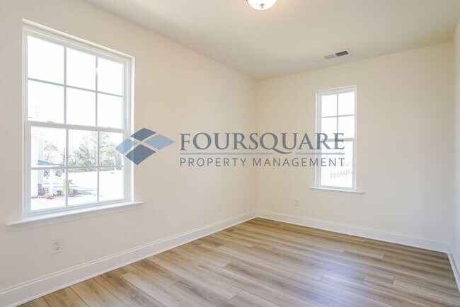 Building Photo - Spacious 3-Bed Home with Open Layout & Modern Living – Near Downtown Angier
