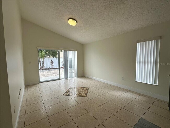 Building Photo - 10707 Flycast Cir