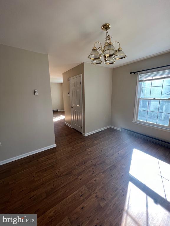 Building Photo - 34 Standish Ct