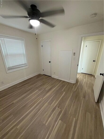 Building Photo - 9654 Selby Pl