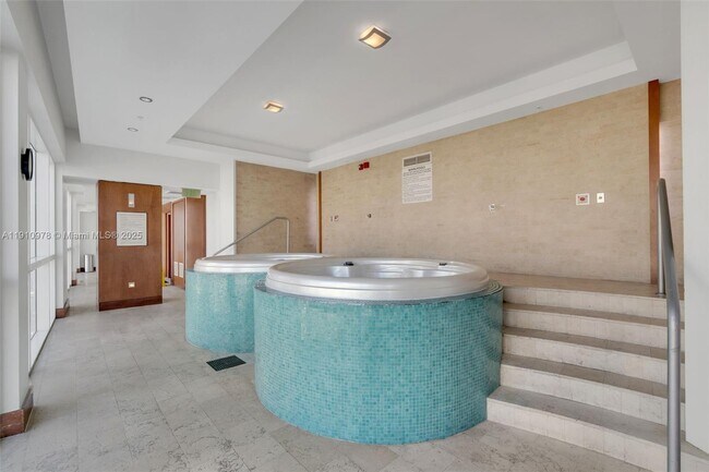 Building Photo - 31 SE 5th St