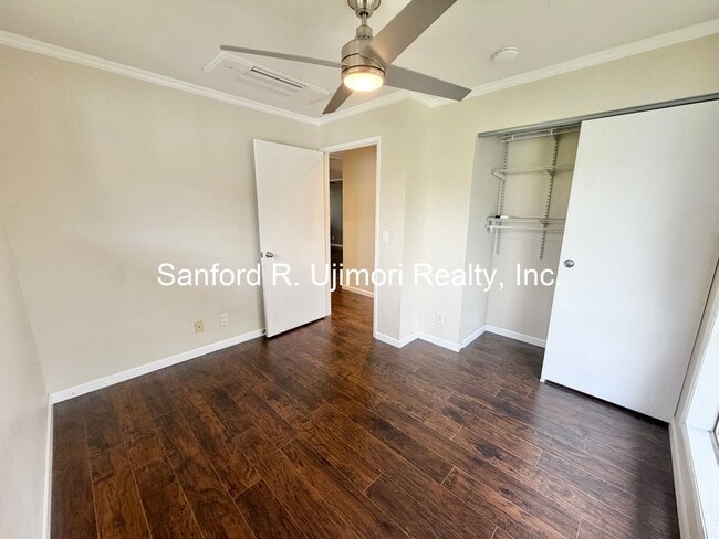 Building Photo - lumif201