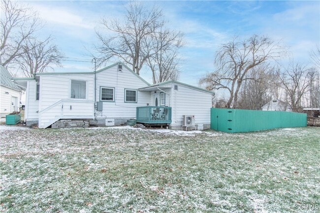 Building Photo - 216 Frontenac Blvd