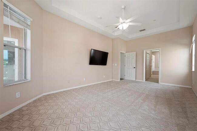 Building Photo - 6121 46th Ln E