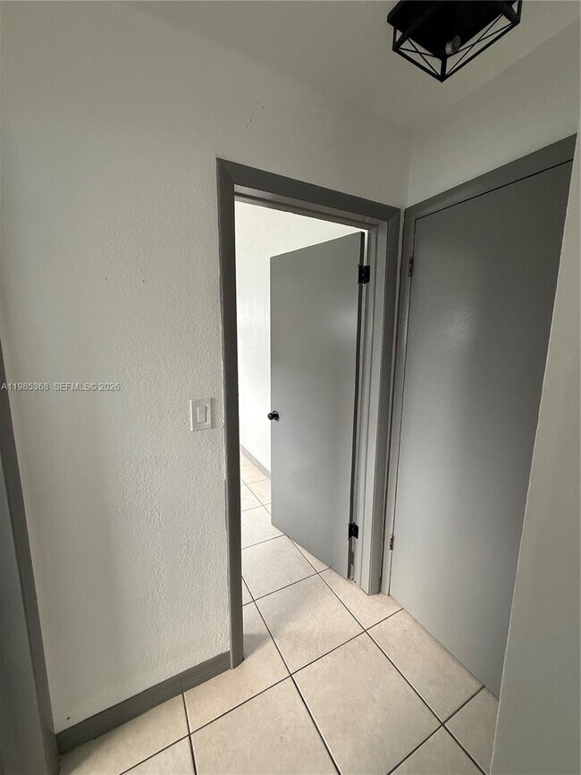 Building Photo - 2216 Fillmore St