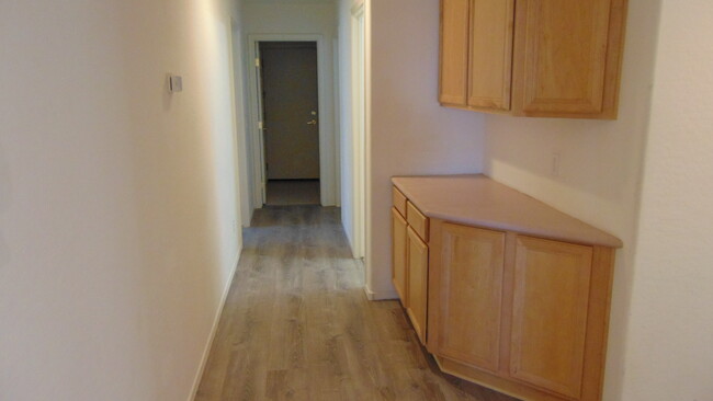Building Photo - 1352 Kwana Ct