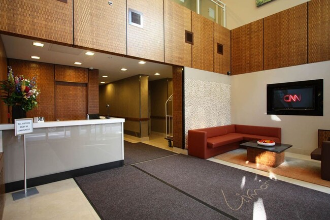 Building Photo - 301 W 115th St
