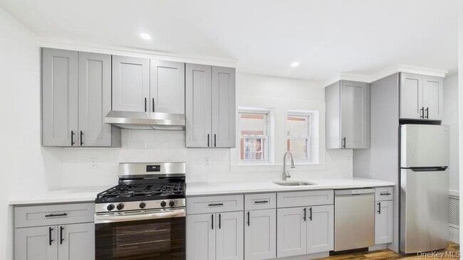 Building Photo - 142-16 223rd St