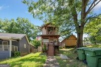 Building Photo - 1079 Sims St SW