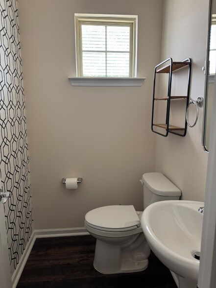 Building Photo - 2019 Auburn Leaf Ct