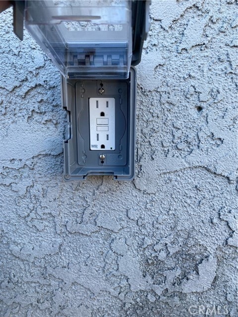 Building Photo - 6512 Oxford Dr