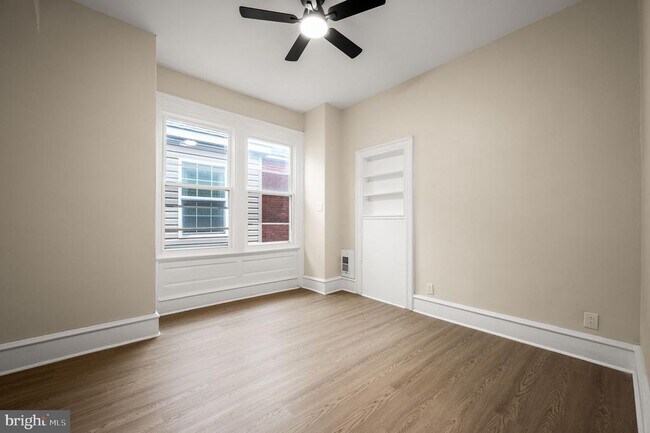 Building Photo - 1619 N 55th St
