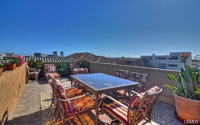 Building Photo - Vacation Rental on Balboa Peninsula