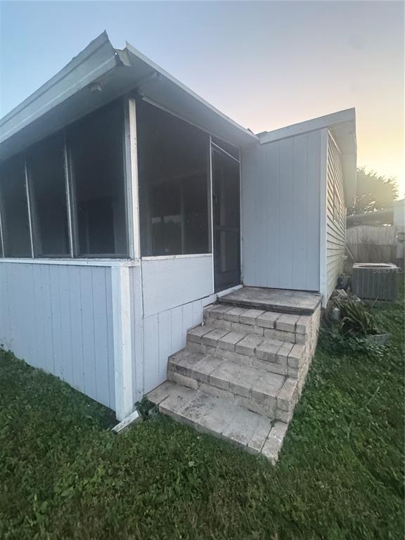 Building Photo - 1206 Skyview Cove